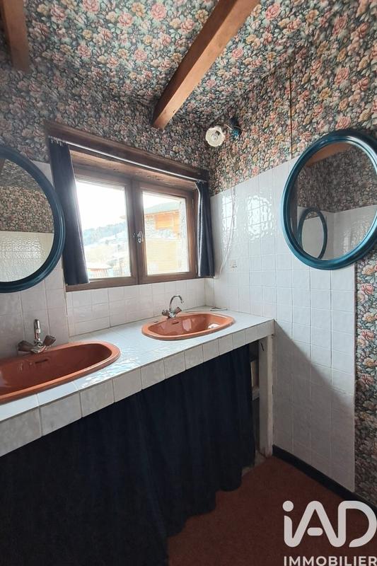 Châlet - 188 m² - 7 pièces