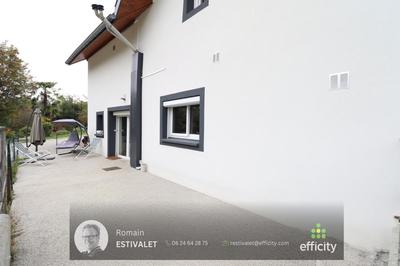 Appartement - 90 m² - 4 pièces