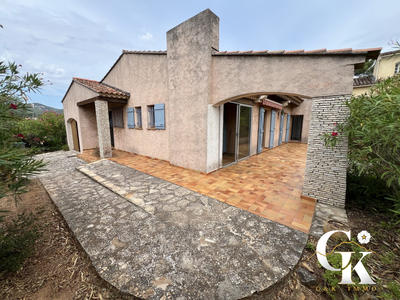 Maison - 108 m² - 4 pièces