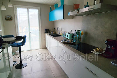 Villa - 95 m² - 4 pièces