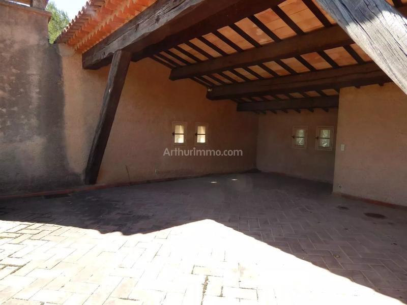 Maison - 225 m² - 7 pièces