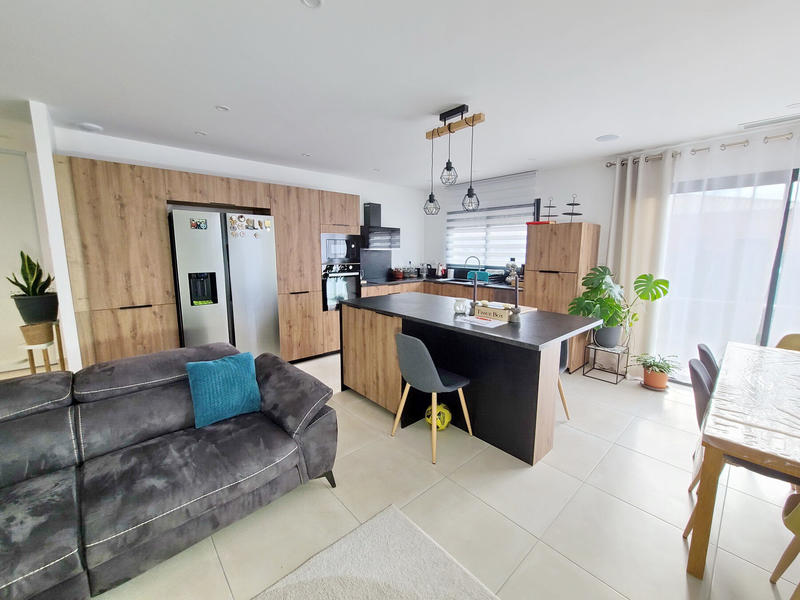 Maison - 106 m² - 4 pièces