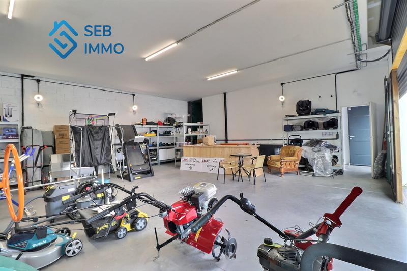 Local commercial - 168 m²