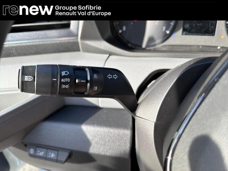 Nissan Interstar Fourgon 3t3 L2h2 2.0 Dci 130 n-Connecta