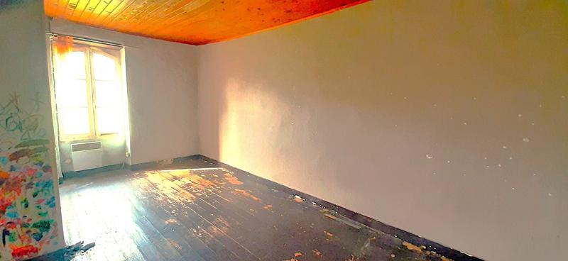 Maison - 243 m² - 11 pièces