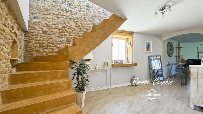 Maison - 224 m² - 6 pièces