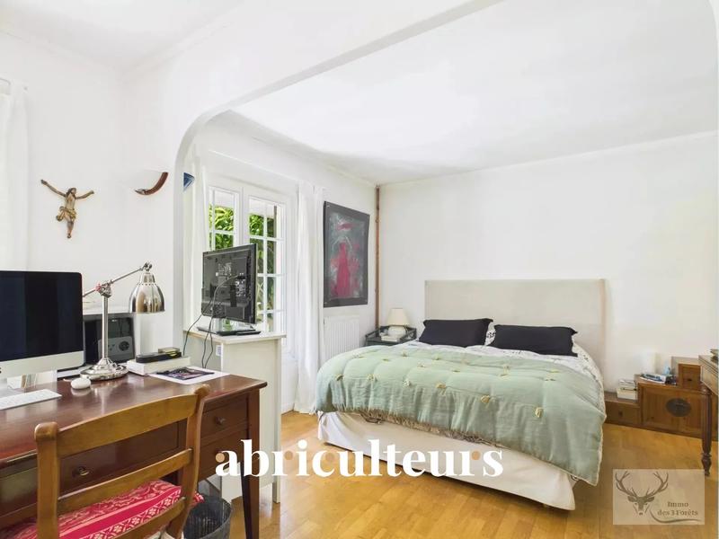 Maison - 167 m² - 6 pièces