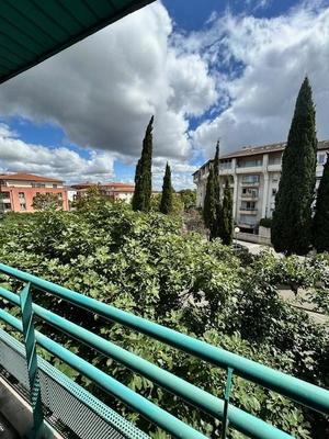 Appartement ancien - 67 m² - 3 pièces