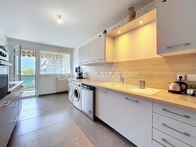 Appartement - 84 m² - 4 pièces