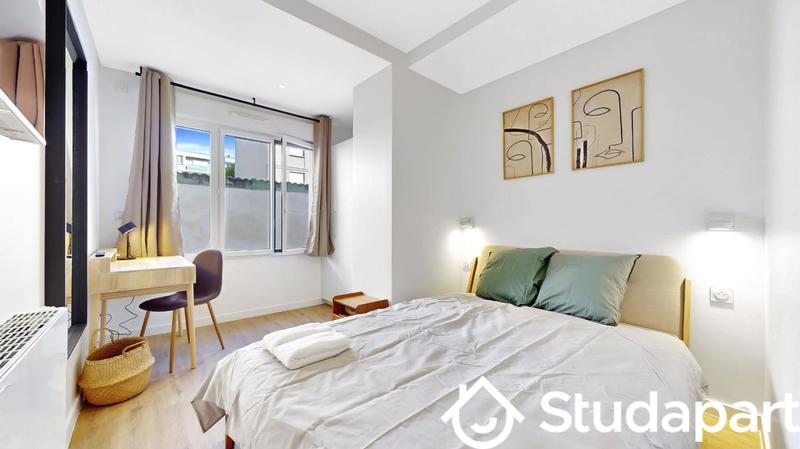 Chambre - 9 m² - 1 pièce