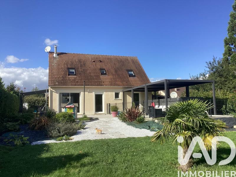 Maison - 138 m² - 8 pièces