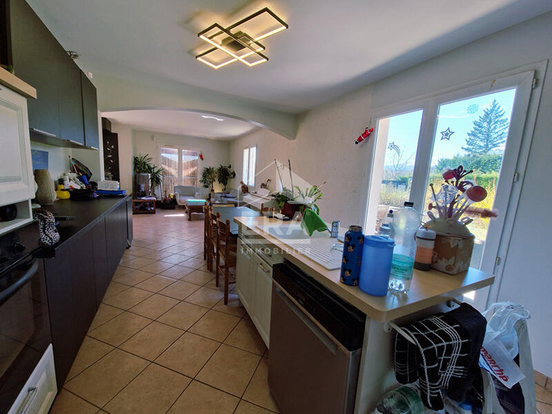 Maison - 124 m² - 7 pièces