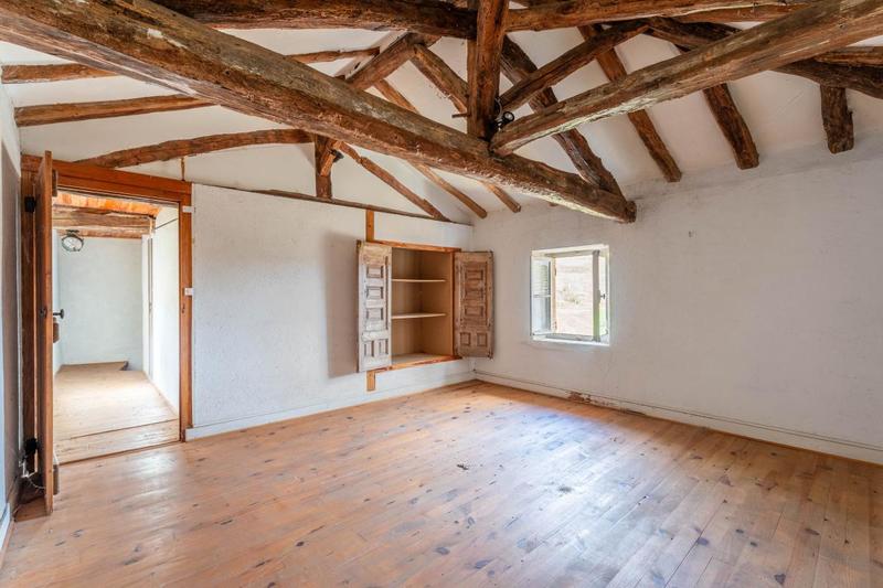Propriété - 304 m² - 11 pièces