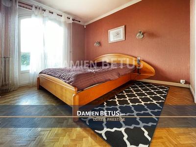 Maison - 167 m² - 7 pièces