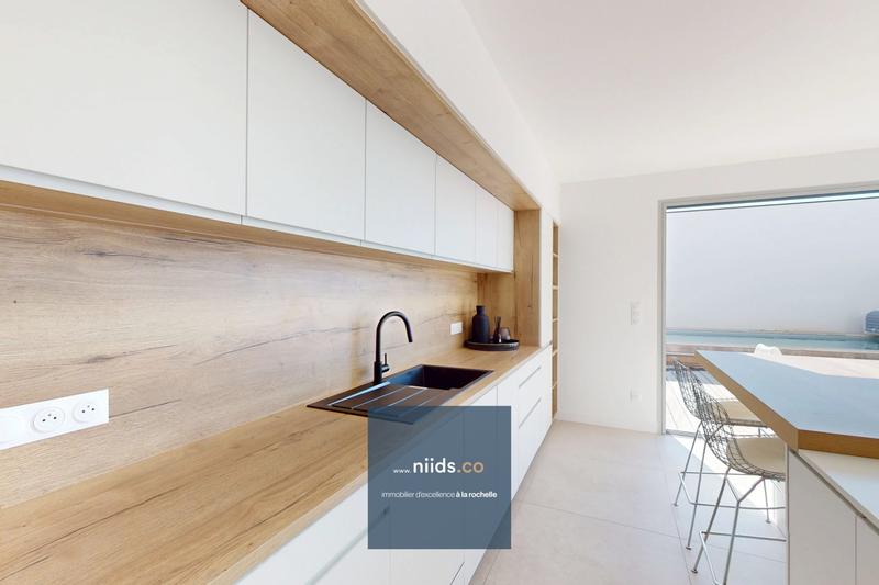 Maison - 189 m² - 5 pièces