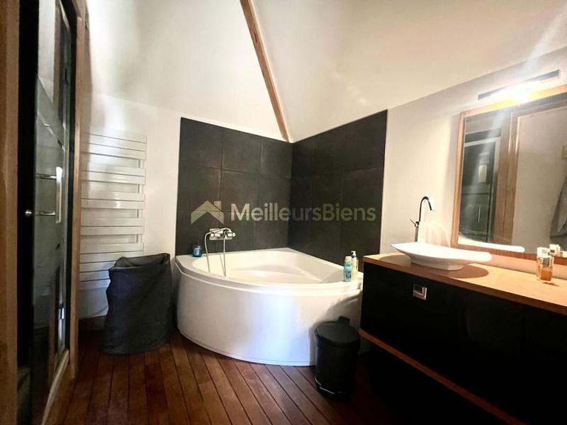 Maison de campagne - 233 m² - 9 pièces