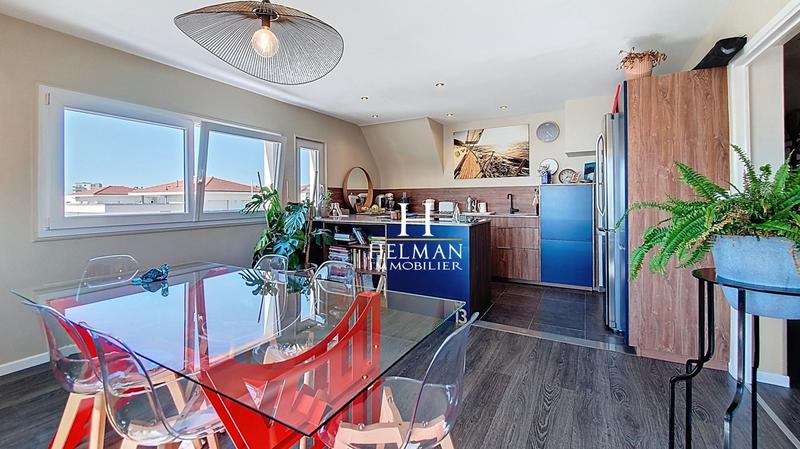 Appartement - 88 m² - 5 pièces