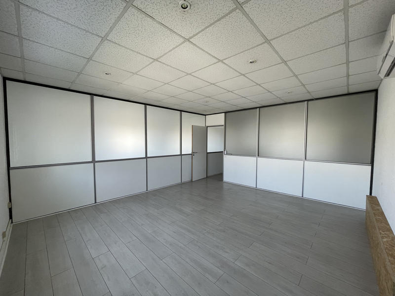 Bureau - 113 m²