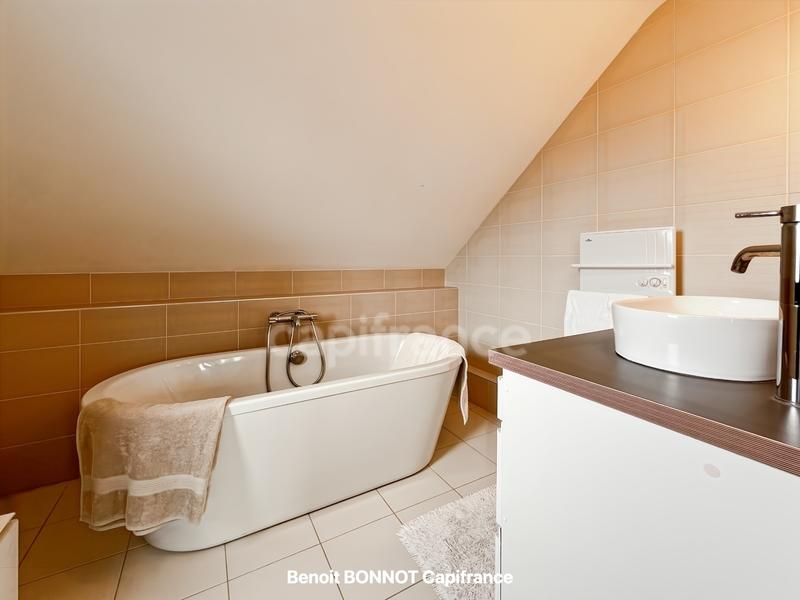 Maison - 126 m² - 4 pièces