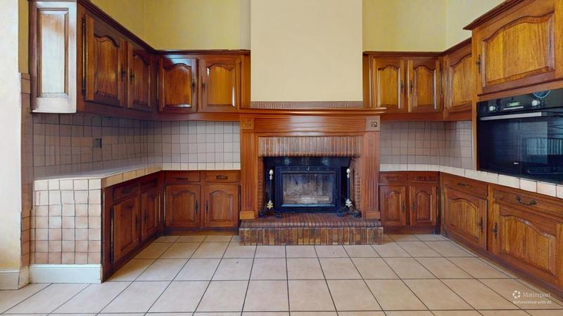 Maison - 260 m² - 8 pièces