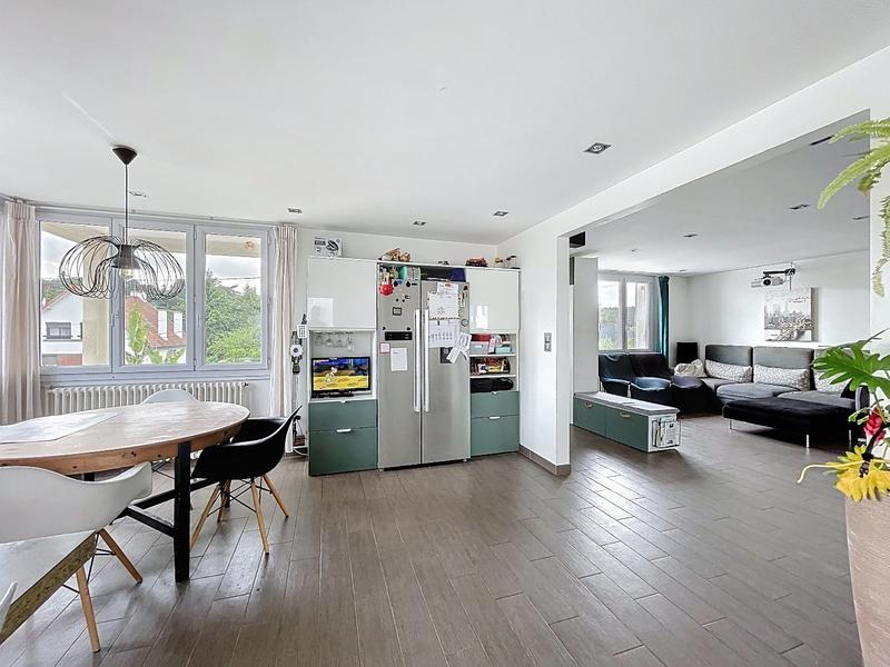 Maison - 103 m² - 5 pièces