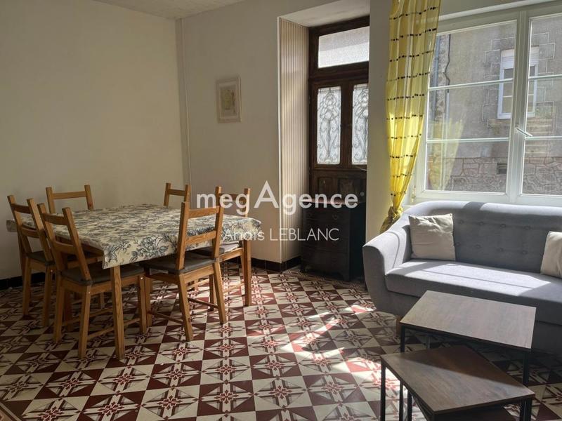 Maison en pierre - 105 m² - 4 pièces