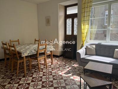 Maison en pierre - 105 m² - 4 pièces