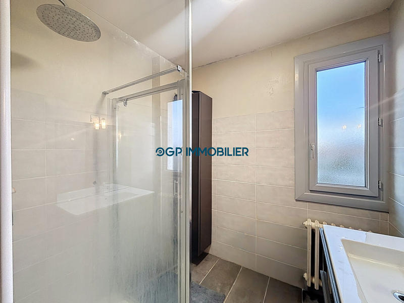 Maison traditionnelle - 133 m² - 5 pièces