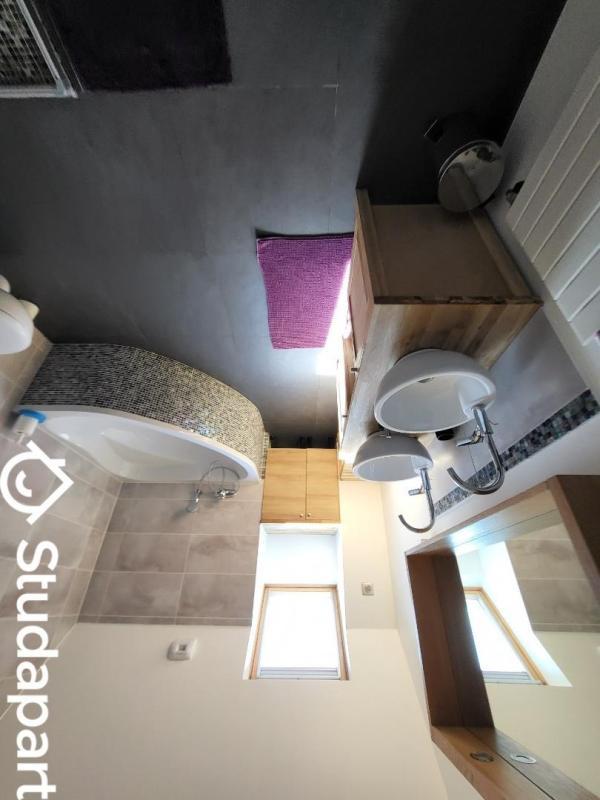 Chambre - 13 m² - 1 pièce