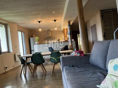 Maison - 136 m² - 7 pièces