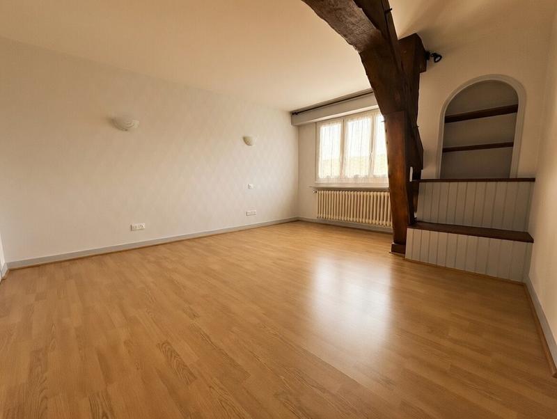 Maison ancienne - 142 m² - 7 pièces