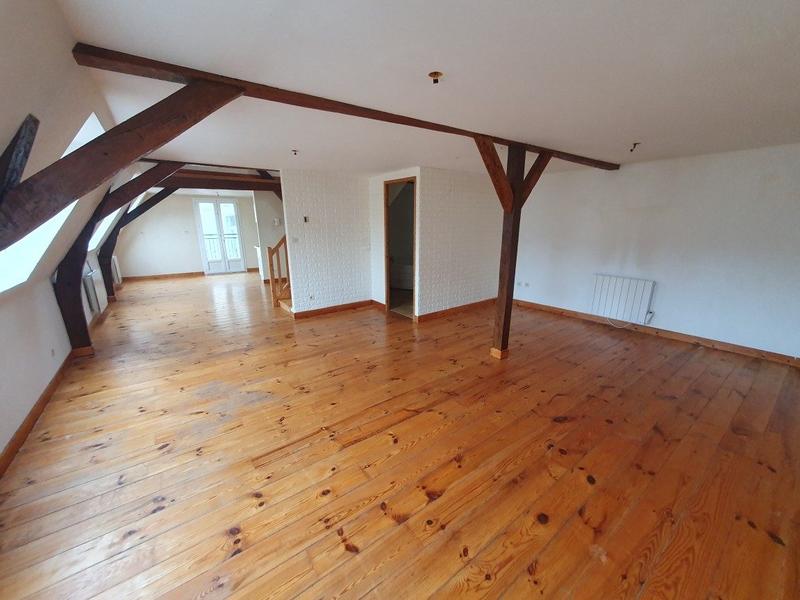 Appartement - 97 m² - 4 pièces