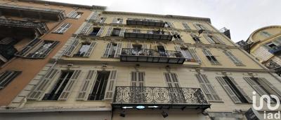 Appartement - 102 m² - 5 pièces