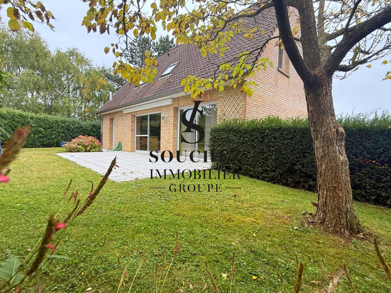 Maison - 143 m² - 8 pièces