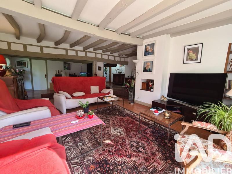 Maison - 200 m² - 7 pièces