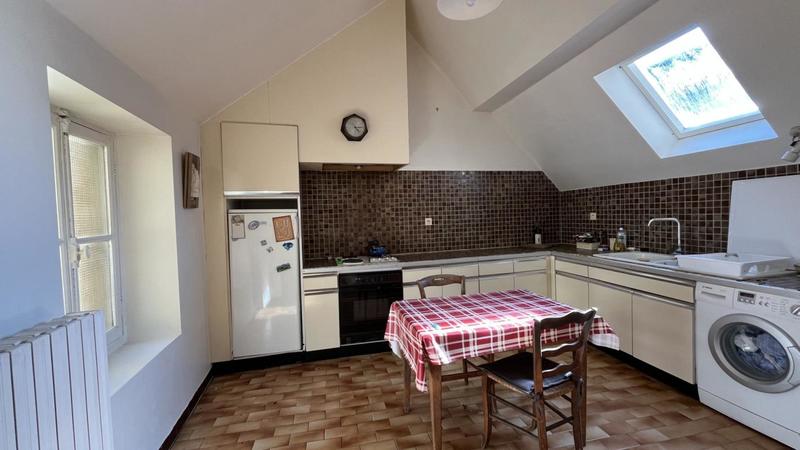 Maison - 350 m² - 13 pièces