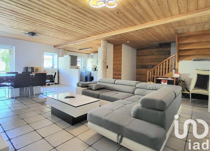 Maison - 190 m² - 5 pièces