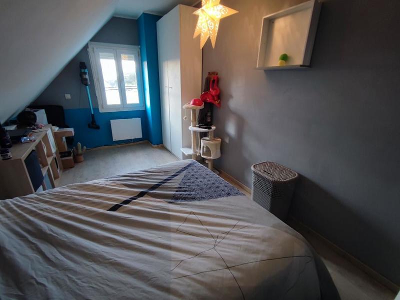 Maison - 95 m² - 5 pièces