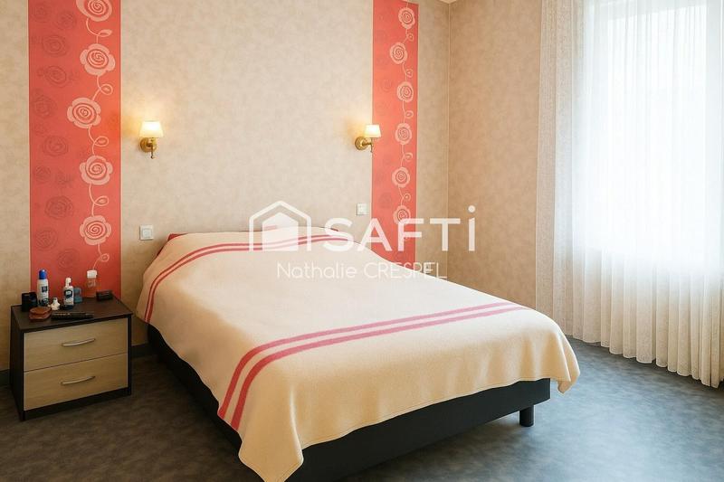 Maison - 240 m² - 11 pièces