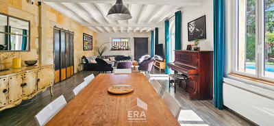 Maison - 180 m² - 5 pièces