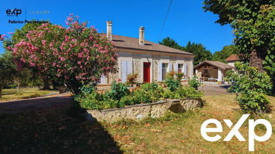 Maison - 280 m² - 9 pièces