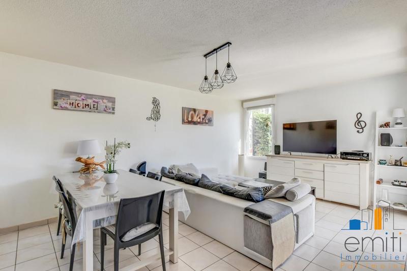 Appartement - 60 m² - 3 pièces