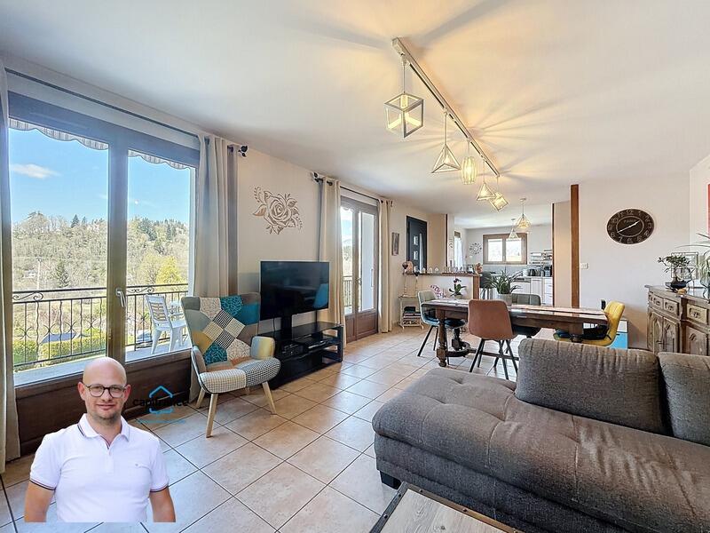 Maison - 143 m² - 5 pièces