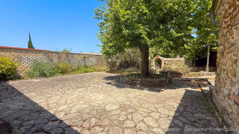 Maison - 200 m² - 6 pièces