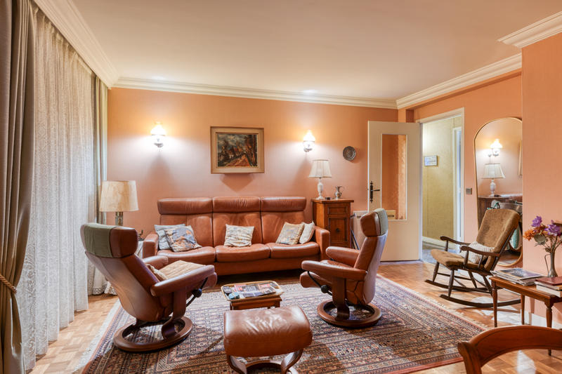 Appartement - 98 m² - 6 pièces