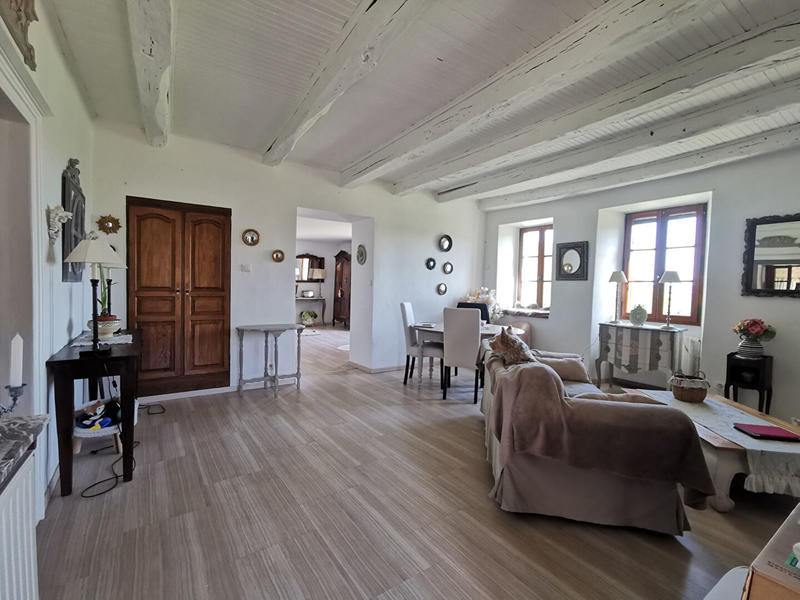 Maison - 549 m² - 12 pièces