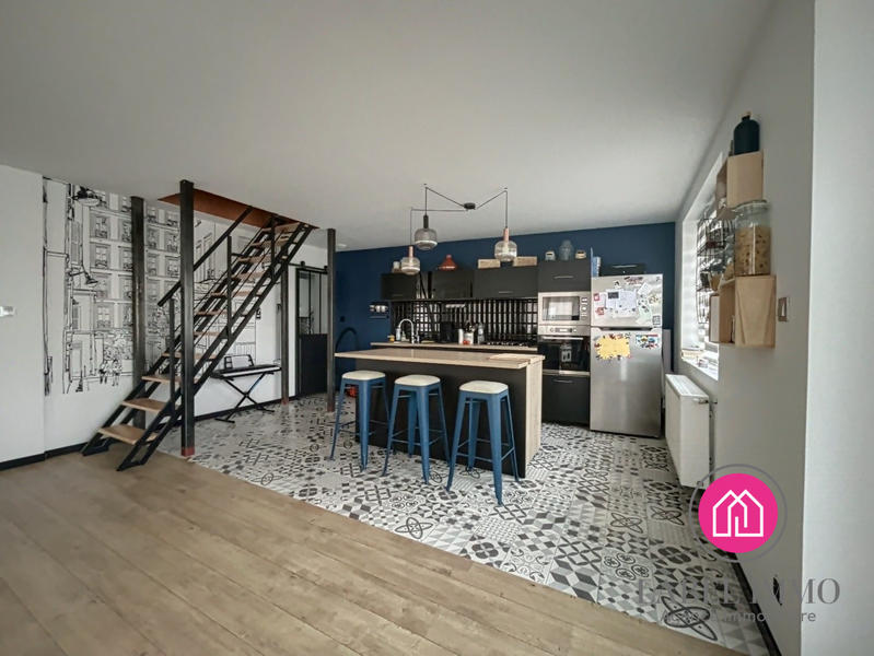 Maison - 122 m² - 4 pièces
