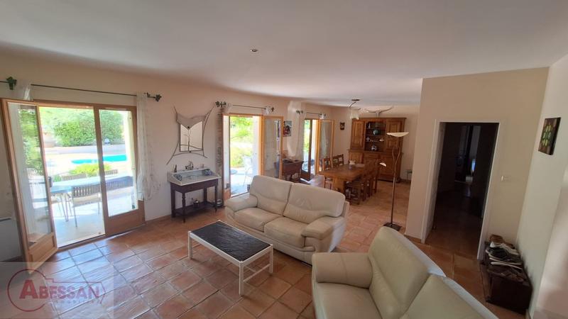 Maison - 182 m² - 6 pièces