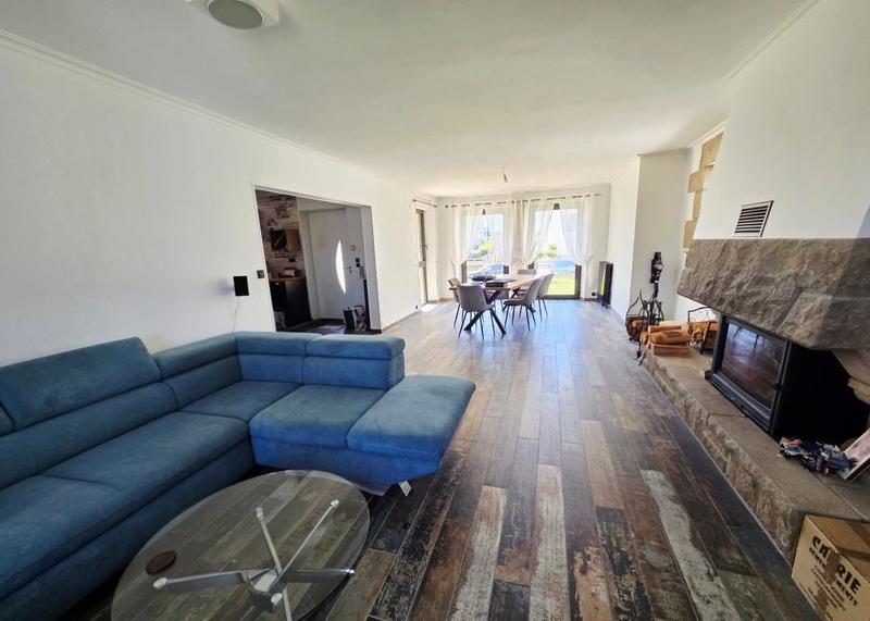 Maison - 170 m² - 6 pièces