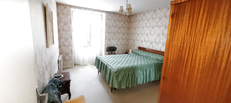 Maison - 100 m² - 7 pièces